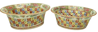 Lot 13 - TWO QING DYNASTY CANTON FAMILLE ROSE PORCELAIN CHESTNUT BASKETS