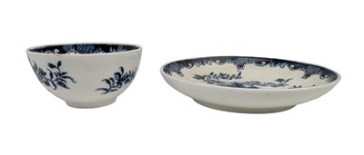 Lot 87 - TWO EARLY 20TH CENTURY C. 1926 REPRODUCTION OF OLD WORCESTER MINIATURE PORCELAIN ITEMS