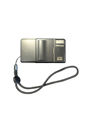 Lot 454 - PENTAX, JAPAN - 1990S ESPIO MINI COMPACT 35MM CAMERA