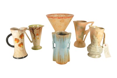 Lot 156 - COLLECTION OF 20TH CENTURY ART DECO VINTAGE POTTERY JUGS AND VASES