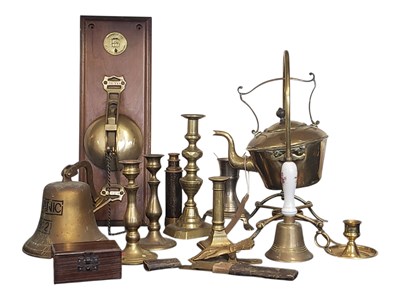 Lot 175 - COLLECTION OF 20TH CENTURY VINTAGE BRASS WARES