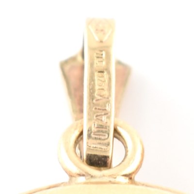 Lot 40 - COLLECTION OF GOLD NECKLACE PENDANTS & CHARMS