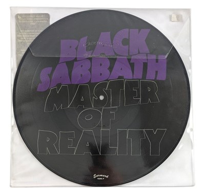 Lot 37 - BLACK SABBATH - MASTERS OF REALITY - PICTURE DISC VINYL