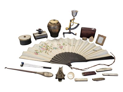 Lot 236 - COLLECTION OF 20TH CENTURY CURIOS PIECES