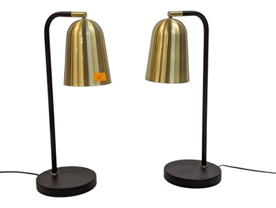 Lot 864 - PAIR OF CONTEMPORARY INDUSTRIAL GOLD PENDANT BEDSIDE TABLE LAMPS