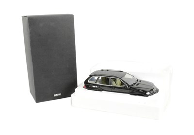 Lot 364 - DIECAST - 1/18 SCALE KYOSHO BMW X5