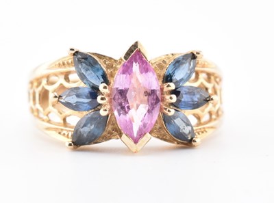 Lot 335 - HALLMARKED 9CT GOLD & SAPPHIRE RING