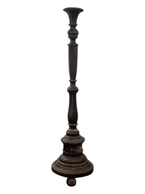 Lot 1106 - LATE 19TH CENTURY VICTORIAN CARVED FLOOR STANDLE CANDLE / LAMP STAND