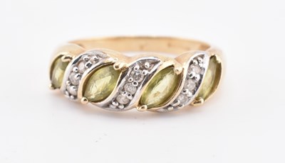 Lot 362 - HALLMARKED 9CT GOLD GREEN SAPPHIRE & DIAMOND RING