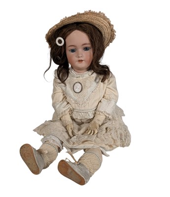 Lot 75 - DOLLS - ANTIQUE GERMAN SIMON & HALBIG BISQUE HEADED DOLL