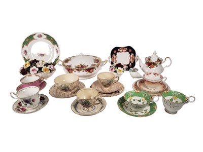 Lot 43 - COLLECTION OF 20TH CENTURY CHINA TEACUPS, SAUCERS, TEAPOT, AND MORE.
