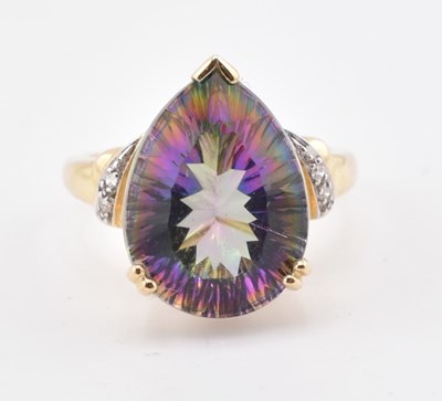 Lot 419 - HALLMARKED 9CT GOLD RAINBOW QUARTZ & DIAMOND RING