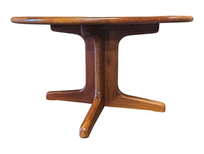 Lot 897 - DANISH MODERN DESIGN- MID CENTURY TEAK ROUND COFFEE TABLE