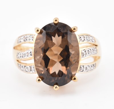 Lot 372 - HALLMARKED 9CT GOLD SMOKY QUARTZ & DIAMOND RING