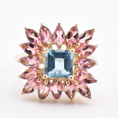 Lot 346 - HALLMARKED 9CT GOLD BLUE TOPAZ & PINK TOURMALINE CLUSTER RING