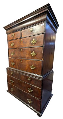Lot 555 - GEORGE III 18TH CENTURY WALNUT CHEST ON CHEST OF DRAWERS / TALLBOY