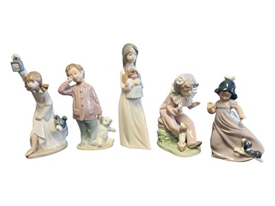 Lot 55 - LLADRO - NAO - COLLECTION OF LATE 20TH CENTURY PORCELAIN FIGURES
