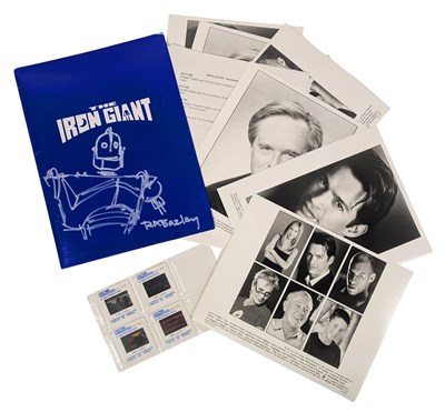 Lot 34 - THE IRON GIANT - PRESS PACK SIGNED BY RICHARD BAZLEY