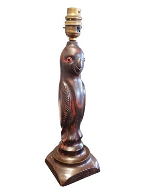 Lot 253 - EARLY 20TH CENTURY ART DECO CARVED HARDWOOD PARROT SHAPED DESK LAMP