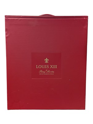 Lot 168 - REMY MARTIN LOUIS XIII GRANDE CHAMPAGNE COGNAC BOTTLE IN GIFT BOX