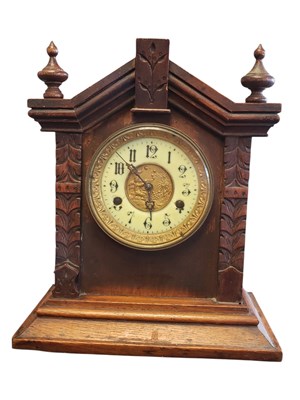 Lot 254 - UNITED CLOCK COMPANY - 19TH CENTURY MANTEL CLOCK