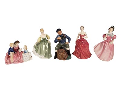 Lot 76 - ROYAL DOULTON - FIVE 20TH CENTURY VINTAGE PORCELAIN FIGURES