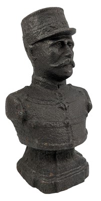 Lot 101 - 20TH CENTURY CAST IRON BUST OF A EUROPEAN / FRENCH GENERAL