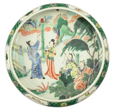 Lot 49 - QING DYNASTY FAMILLE VERTE PORCELAIN BRUSH WASHER 清 五彩人物笔洗