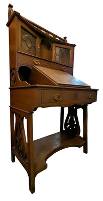Lot 268 - ARTS & CRAFTS MAHOGANY & LEATHER WRITING / ART BUREAU DESK