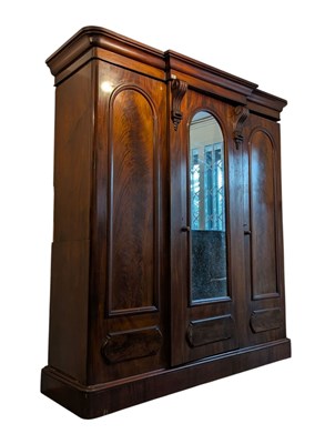 Lot 375 - LATE VICTORIAN 19TH CENTURY MAHOGANY BREAKFRONT TRIPLE WARDROBE