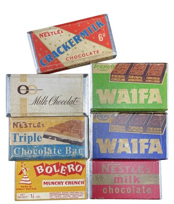 Lot 269 - MIXED SELECTION OF REPRODUCTION DUMMY CHOCOLATE BARS