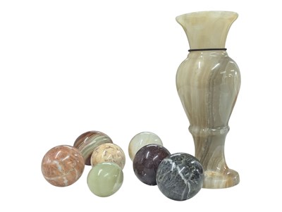 Lot 308 - COLLECTION OF MID 20TH CENTURY STONE ONYX EGG ORNAMENTS & VASE