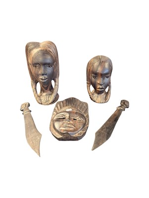 Lot 316 - COLLECTION OF 20TH CENTURY AFRICAN CARVED HARDWOOD ITEMS