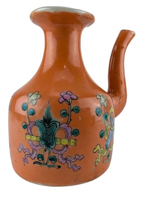 Lot 21 - QING CORAL GROUND FAMILLE ROSE WATER PORCELAIN JUG