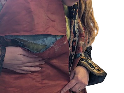 Lot 50 - 19TH CENTURY QING DYNASTY CHILD'S SILK EMBROIDERED ROBE 清 十九世纪杏地龙纹童服