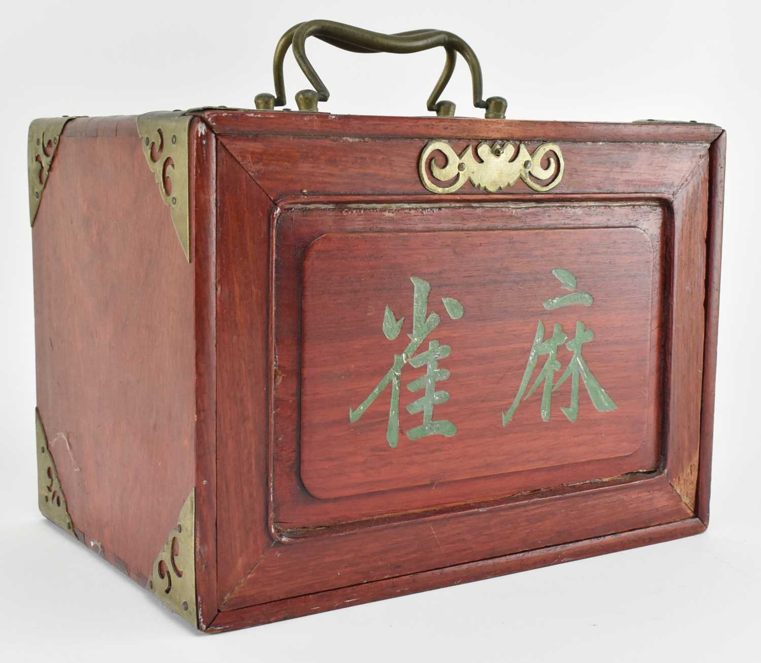 Lot 134 - 1920S CHINESE MAHJONG SET SHANGHAI 民国 麻雀套装