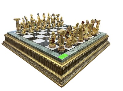 Lot 155 - TUTANKHAMUN CHESS SET AND BOARD