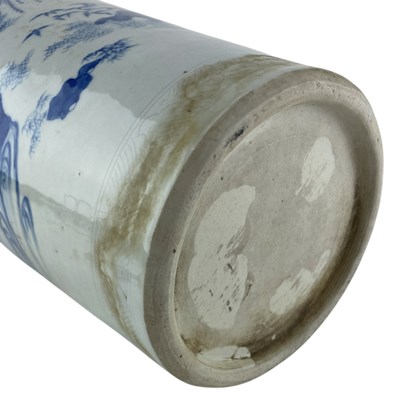 Lot 33 - MING CHONGZHEN BLUE AND WHITE SLEEVE VASE 明 崇祯 青花人物筒瓶