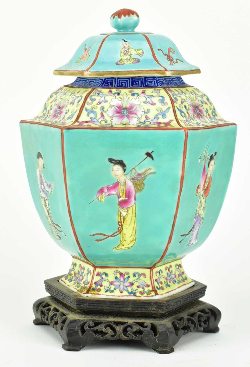 Lot 131 - REPUBLIC FAMILLE ROSE HEXAGONAL FIGURINE LIDDED JAR 民国粉彩人物六方盖罐