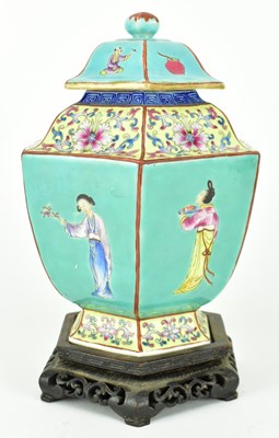 Lot 131 - REPUBLIC FAMILLE ROSE HEXAGONAL FIGURINE LIDDED JAR 民国粉彩人物六方盖罐