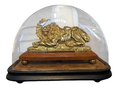 Lot 346 - 19TH CENTURY TAXIDERMY DOME & BRASS LION