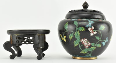Lot 163 - EARLY 20TH CENTURY CHINESE CLOISONNE JAR WITH WOODEN COVER