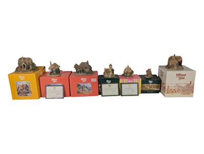 Lot 372 - LILLIPUT LANE - SEVEN LATE 20TH / 21ST CENTURY COTTAGES FIGURES