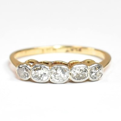 Lot 199 - 18CT GOLD & PLATINUM DIAMOND FIVE STONE RING