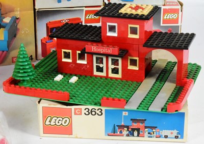 Lot 742 - LEGO - COLLECTION OF VINTAGE LEGO SETS