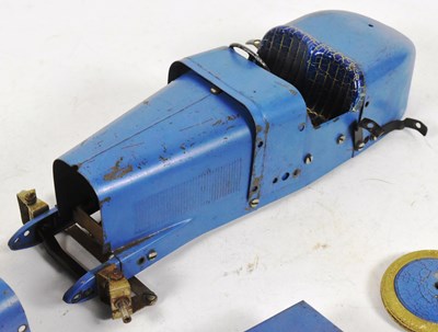 Lot 100 - MECCANO - VINTAGE MECCANO TINPLATE NO 2 CONSTRUCTOR CAR