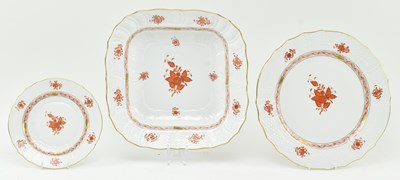 Lot 150 - HEREND, HUNGARY - ORANGE APPONYI CHINESE BOUQUET DINNERWARE