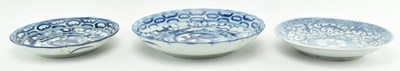 Lot 11 - THREE QING / REPUBLIC PERIOD BLUE AND WHITE PLATES 清/民国 青花山水盘两个
