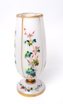 Lot 68 - 19TH CENTURY VICTORIAN HAND PAINTED GLASS VASE