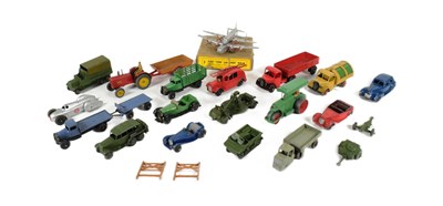 Lot 86 - DIECAST - COLLECTION OF VINTAGE DINKY TOYS DIECAST MODELS